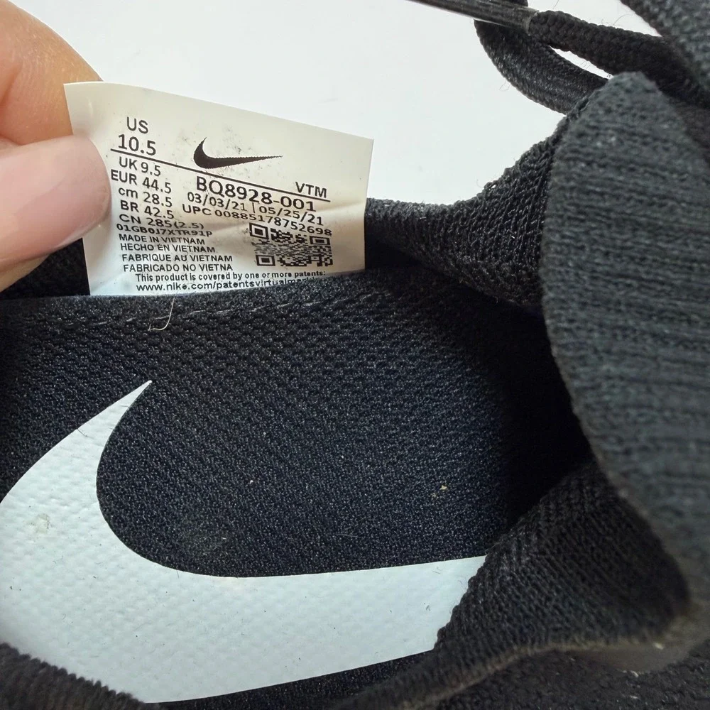 Nike Epic React Flyknit Mens Running Shoes Black Grey Size 10.5